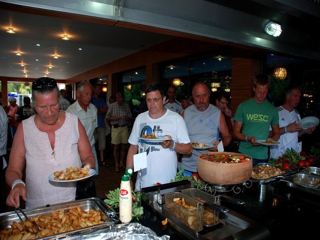 Grand Zaman Beach Hotel Alanya Bagian luar foto